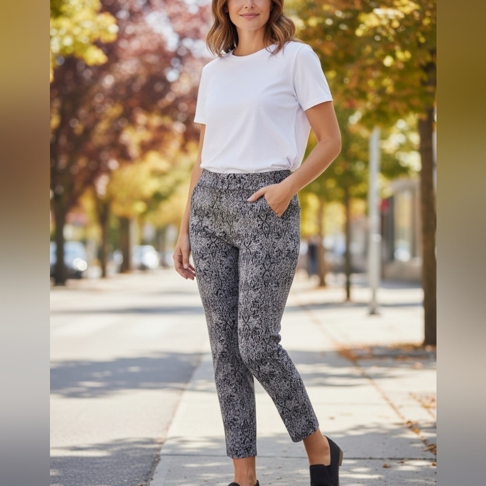 Jules & Leopold - Navy Blue & White Paisley Pants, Faux Back Pockets, Stretch... - Picture 8 of 8